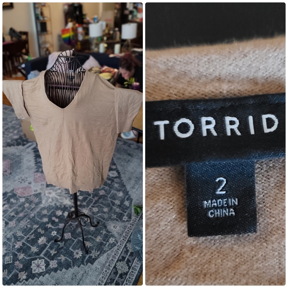 Lightweight sweater blouse